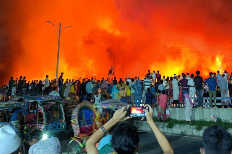 পানি সংকটে ছড়াচ্ছে কালশীর আগুন, সেনা মোতায়েন