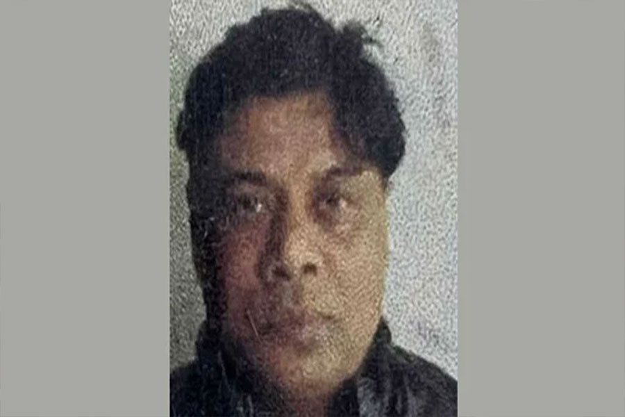 নিউ মার্কেটে গুলিতে নিহত ব্যক্তি ‘শীর্ষ সন্ত্রাসী’ টিটন