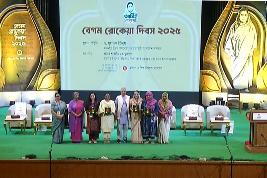 বেগম রোকেয়া পদক পেলেন চার বিশিষ্ট নারী
