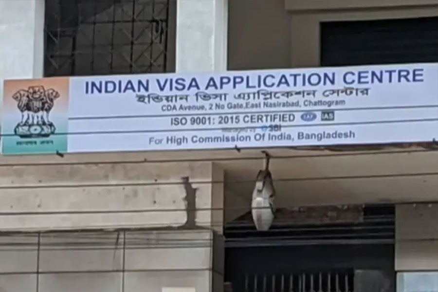 চট্টগ্রামে ভারতীয় সহকারী হাইকমিশনের কার্যালয় থেকে কর্মকর্তার মরদেহ উদ্ধার