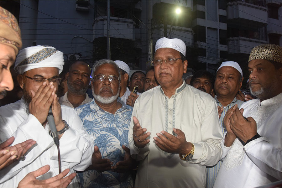 চাঁন-তারা জামে মসজিদের জানাজার ঘর উদ্বোধন করলেন ডিএসসিসি প্রশাসক
