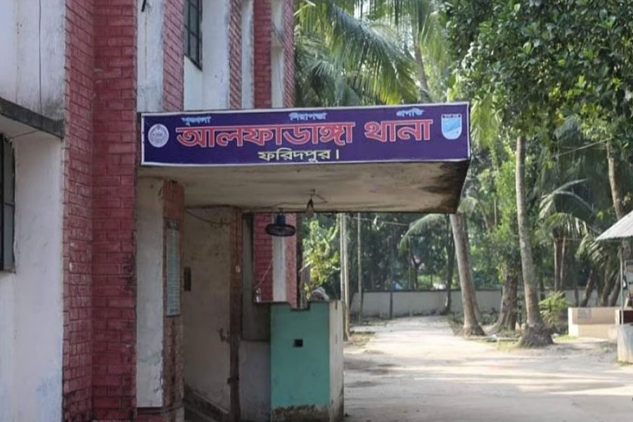 ঈদের দিনে নৃশংসতা, ছেলের হাতে খুন মা