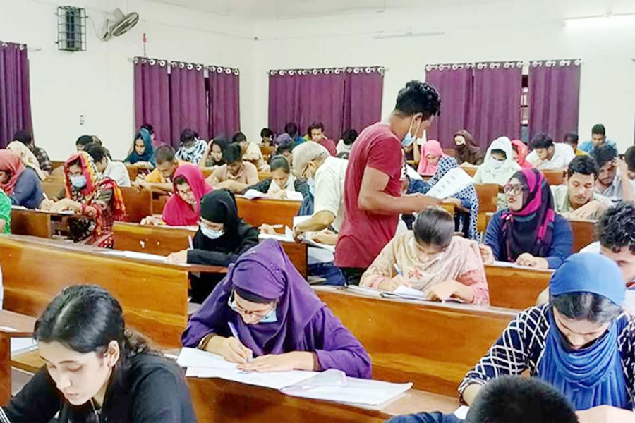 পাসের হার ৩০ শতাংশ, উত্তীর্ণ ৩৮ হাজার শিক্ষার্থী