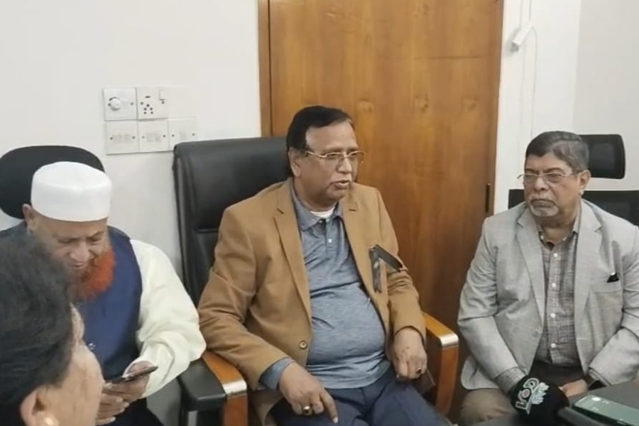 দেশের স্বার্থে, গণতন্ত্র রক্ষায় সবাইকে সক্রিয় হতে হবে