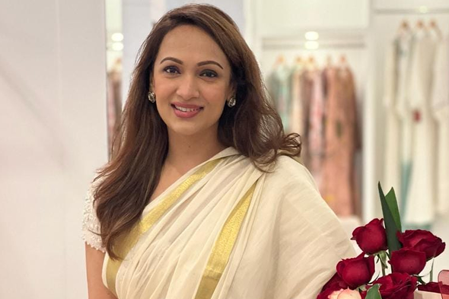 ‘আমি বিবাহিত নই’ : বিন্দু