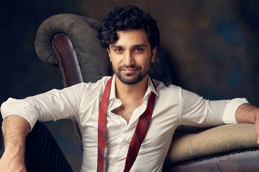 বাংলাদেশে আসছেন পাকিস্তানি অভিনেতা আহাদ রাজা মীর