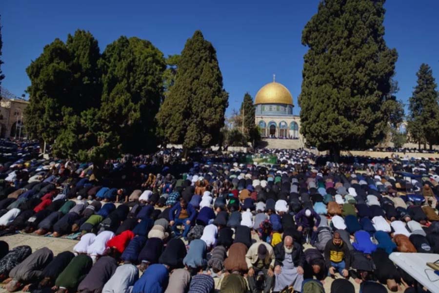 ৪০ দিন পর আল-আকসা মসজিদ পুনঃউন্মুক্ত