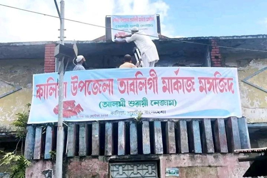 ২০ বছর ধরে বন্ধ ‘আল্পনা’ সিনেমা হল এখন মসজিদ