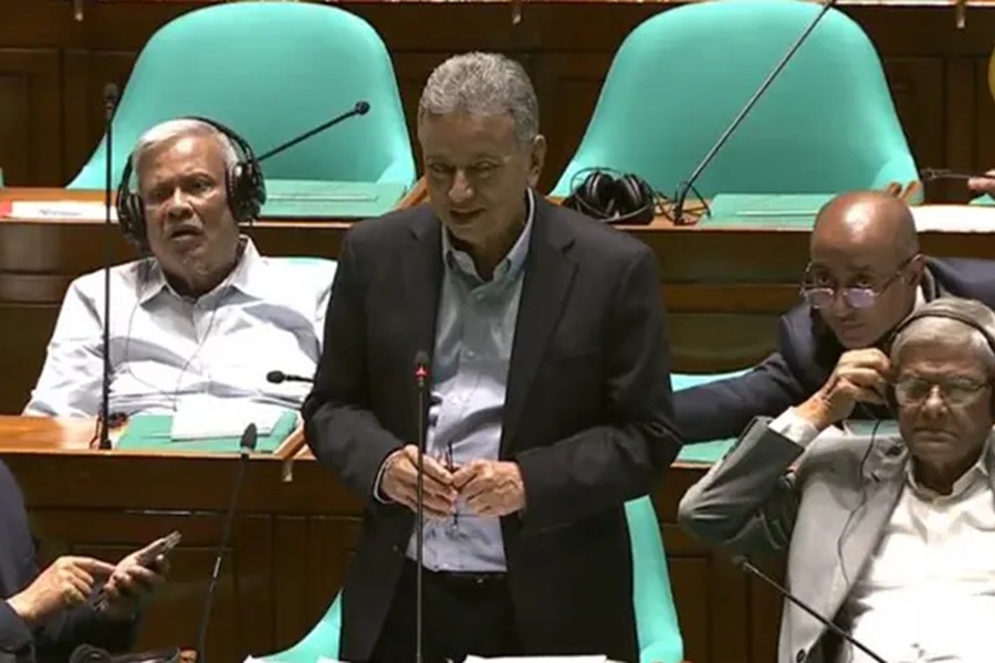 ৪২৬০০ কোটি টাকা অতিরিক্ত ভর্তুকির চাপ: অর্থমন্ত্রী