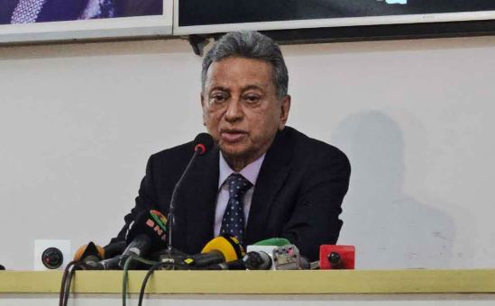 কেন্দ্রীয় ব্যাংকের স্বাধীনতা ছাড়া অর্থনৈতিক কাঠামো গড়ে উঠবে না : আমীর খসরু