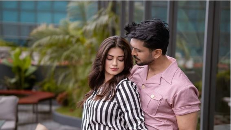 শুভ ভাইয়ের সঙ্গে বাস্তবে কিছু হওয়ার সম্ভাবনা নেই- মন্দিরা