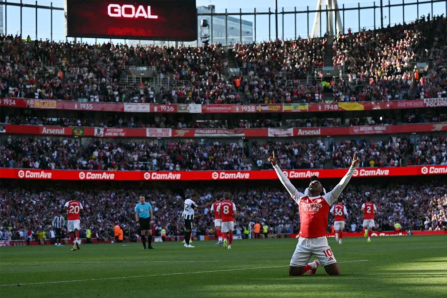 নিউক্যাসলকে হারিয়ে আবারও শীর্ষে আর্সেনাল