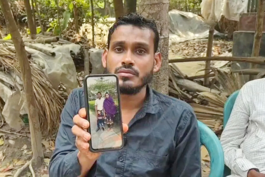 অন্তঃসত্ত্বা স্ত্রী ও ছেলে হারিয়ে আজিজের বেদনাদায়ক আর্তনাদ