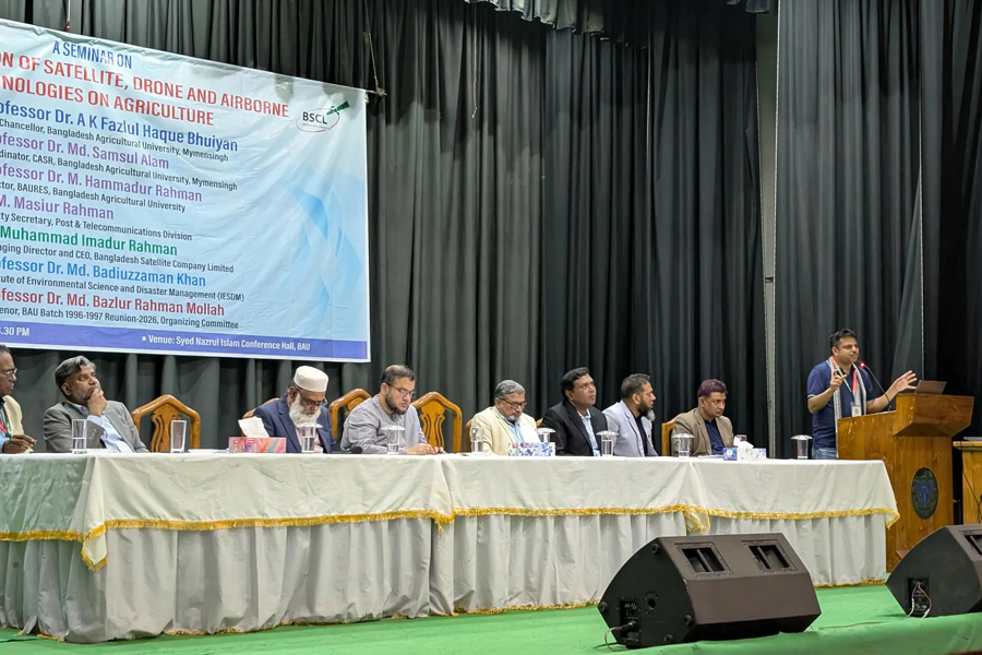 বাকৃবিতে টেলিটকের টাওয়ার স্থাপনের আশ্বাস ডাক ও টেলিযোগাযোগ উপসচিবের