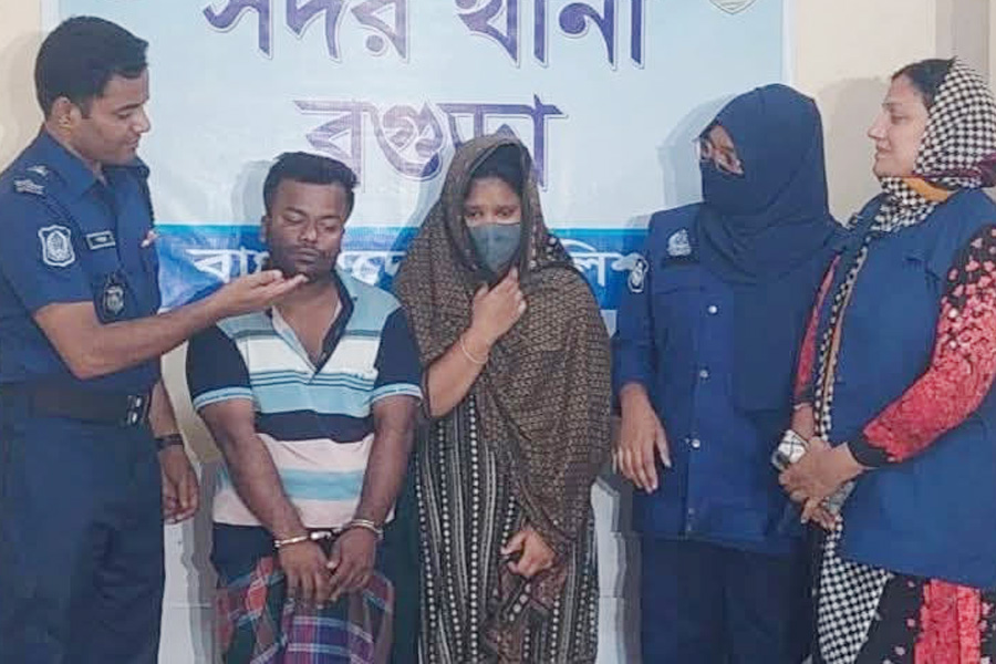 পুকুরে মিলল নবজাতকের গলাকাটা মরদেহ
