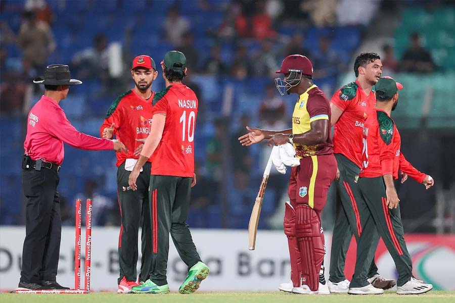 ওয়েস্ট ইন্ডিজের কাছে হোয়াইটওয়াশ বাংলাদেশ