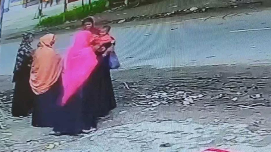 মুজিবনগরে ব্যাংক থেকে ফেরার পথে প্রবাসীর স্ত্রীর টাকা লুট