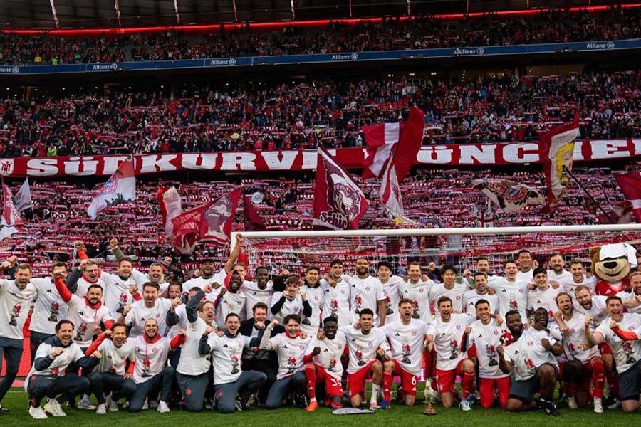 চার ম্যাচ আগেই বুন্দেসলিগা শিরোপা আবারও বায়ার্নের