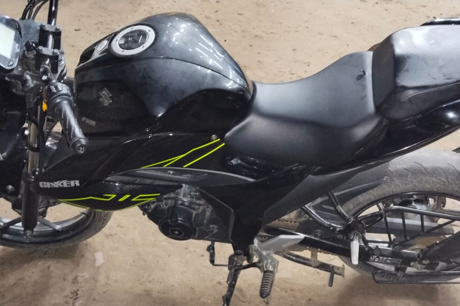 রাজবাড়ীতে তিনটি চোরাই মোটরসাইকেল উদ্ধার