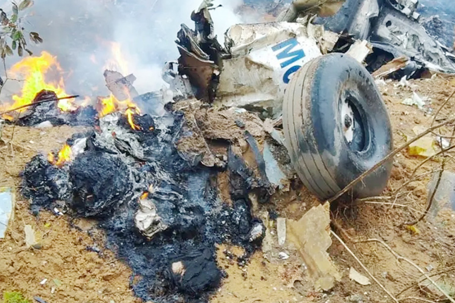 কেনিয়ায় ছোট বিমান বিধ্বস্ত, নিহত ১২ আরোহী