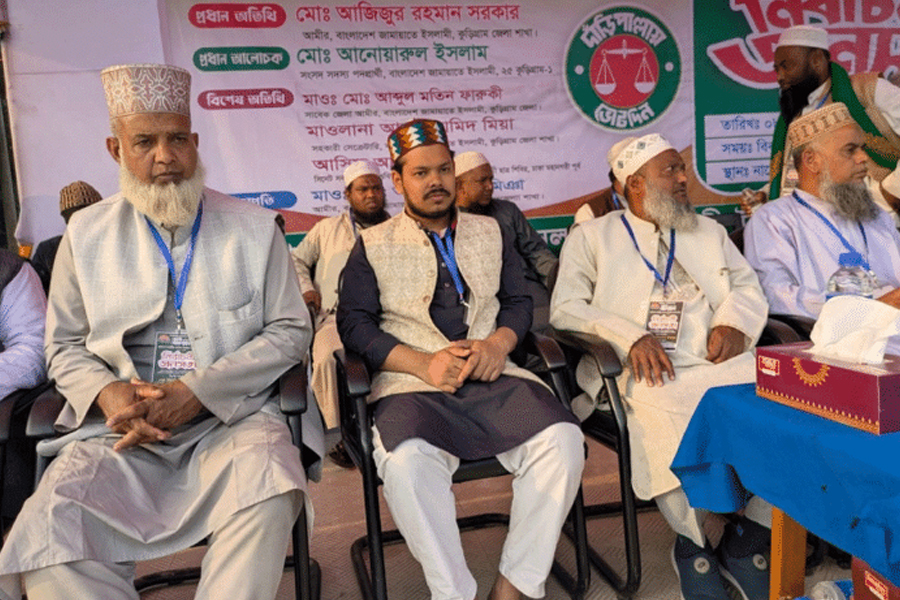 সরে দাঁড়ালেন গণঅধিকার পরিষদের বিন ইয়ামিন মোল্লা