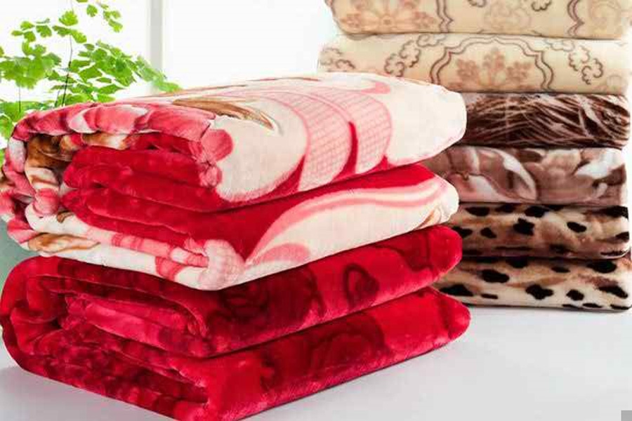 লেপ-কম্বল ও উলের কাপড় প্রস্তুত রাখার টিপস