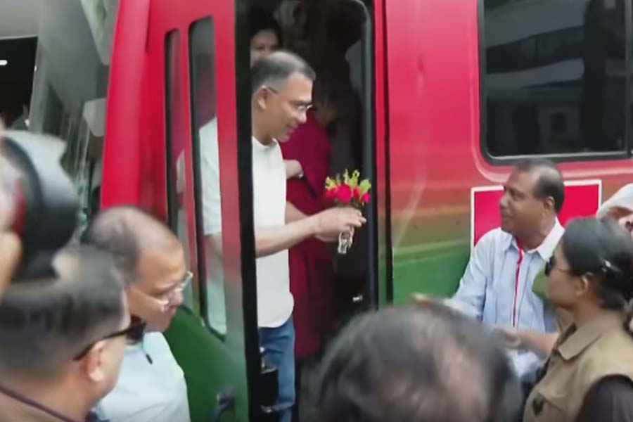 বগুড়ায় পৌঁছেছেন প্রধানমন্ত্রী তারেক রহমান