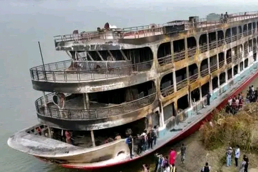 ভয়াল সেই রাতের চার বছর