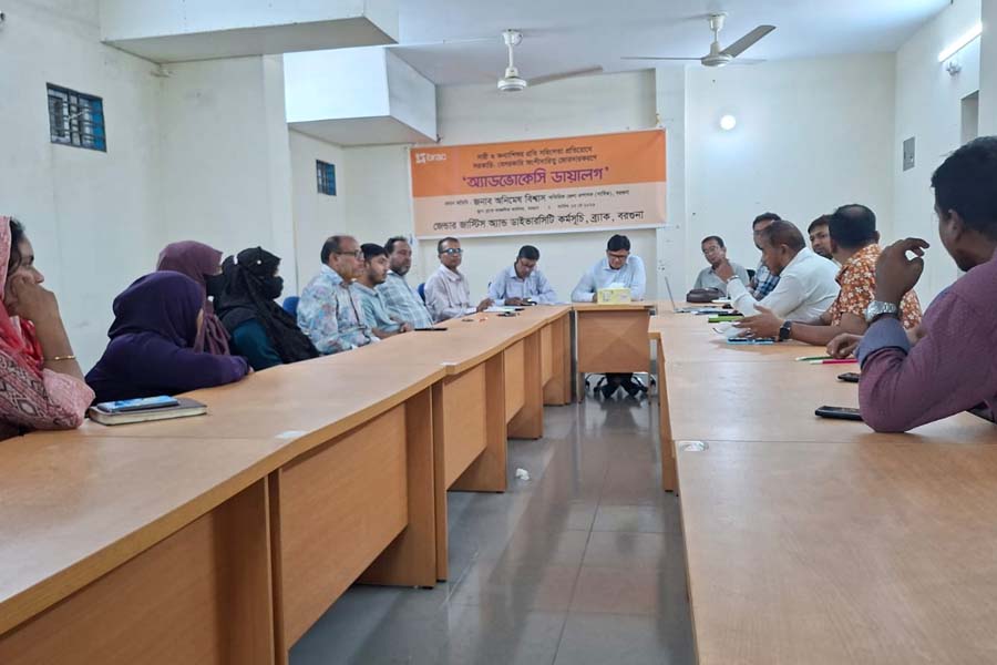 বরগুনায় গ্রাম আদালত নিয়ে ব্যতিক্রমধর্মী ‘রেডিও উৎসব’