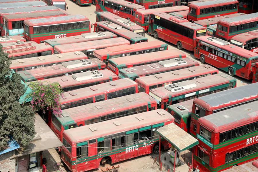 নির্বাচনের আগে হাজার কোটি টাকার বাস কেনায় তাড়াহুড়া