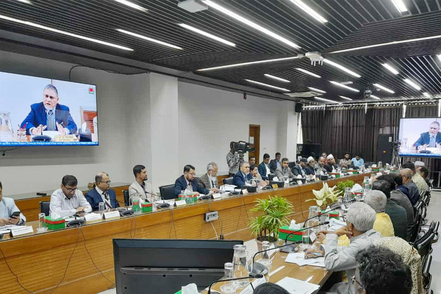 রাজনৈতিক দল সহযোগিতা না করলে নির্বাচন প্রশ্নবিদ্ধ হতে পারে: সিইসি