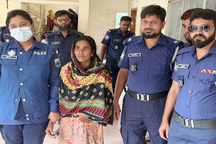 আদমদীঘিতে সেই বিড়াল হত্যাকা‌ণ্ডের  বুলবুলি আটক