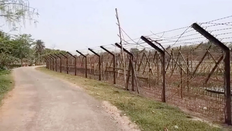 চাঁপাইনবাবগঞ্জ সীমান্তে ফের ১৩ জনকে পুশইন