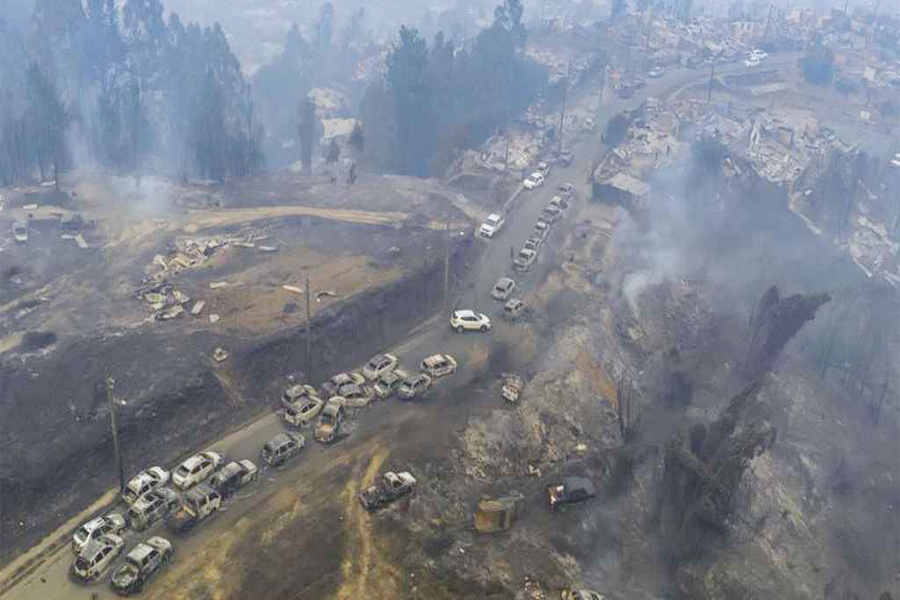 জরুরি অবস্থা জারি, ঘরছাড়া অর্ধলক্ষাধিক মানুষ