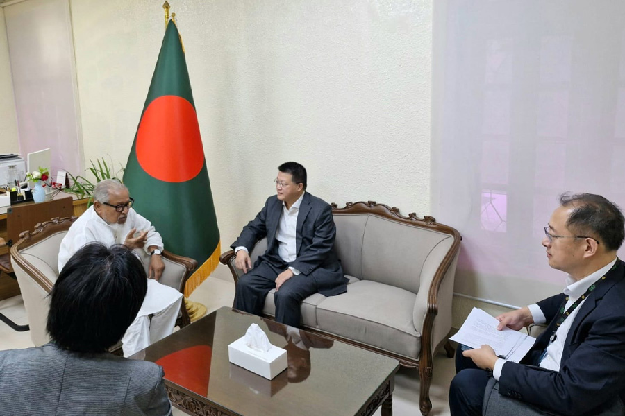 প্রধানমন্ত্রীর কৃষি উপদেষ্টার সঙ্গে চীনা রাষ্ট্রদূতের সাক্ষাৎ