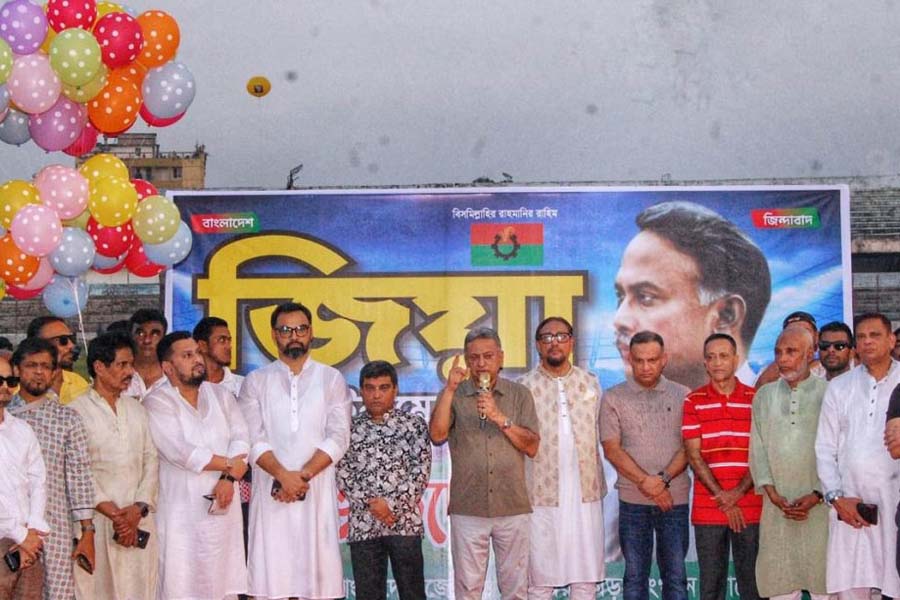 ‘খেলাধুলা অর্থনীতিতে বড় ভূমিকা রাখতে পারে’—আমির খসরু