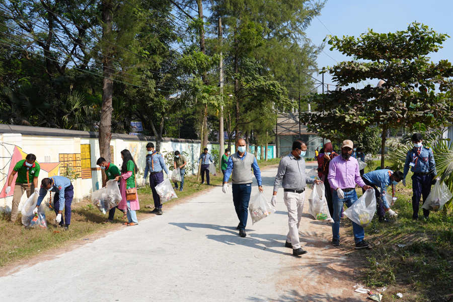 পাবনা বিজ্ঞান ও প্রযুক্তি বিশ্ববিদ্যালয়ে ক্লিন ক্যাম্পাস কর্মসূচি পালন