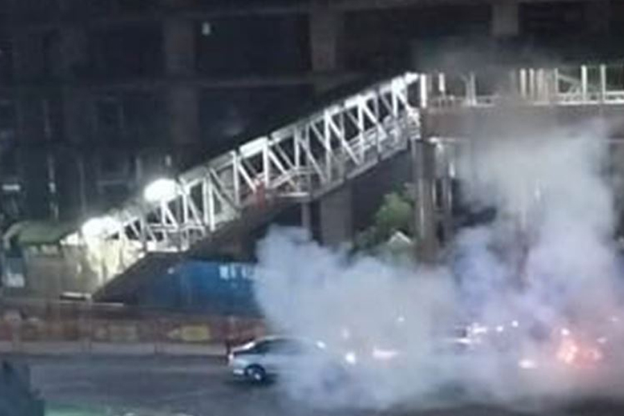 এনসিপির কার্যালয়ের সামনে ককটেল বিস্ফোরণ