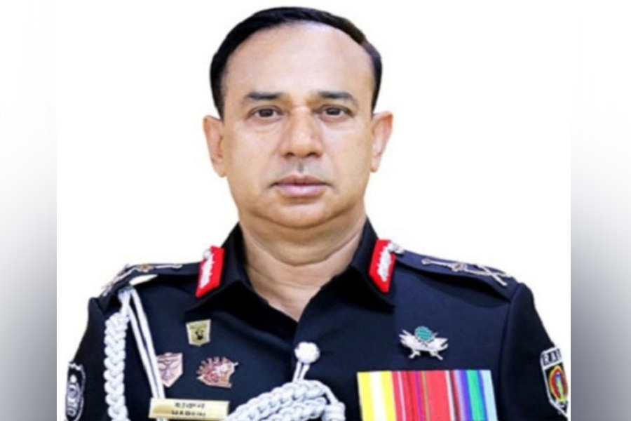 র‍্যাবের সাবেক ডিজি হারুন-পরিবারের দেশত্যাগে নিষেধাজ্ঞা