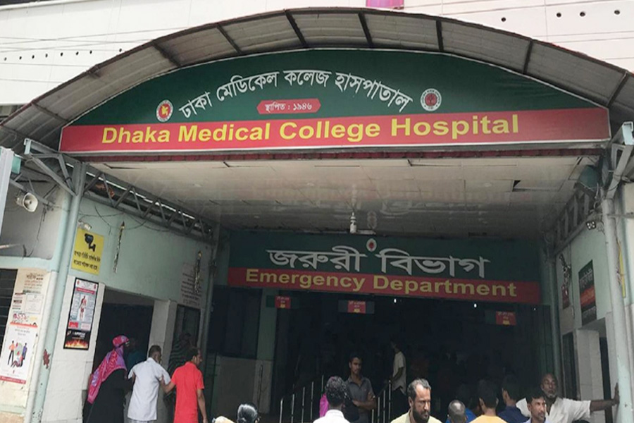 যাত্রাবাড়ীতে উল্টো পথে আসা ট্রাকের ধাক্কায় নিহত ২