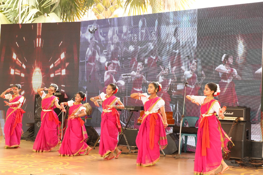 জমকালো আয়োজনে শেষ হলো ডিএসসিসির পহেলা বৈশাখ উদযাপন