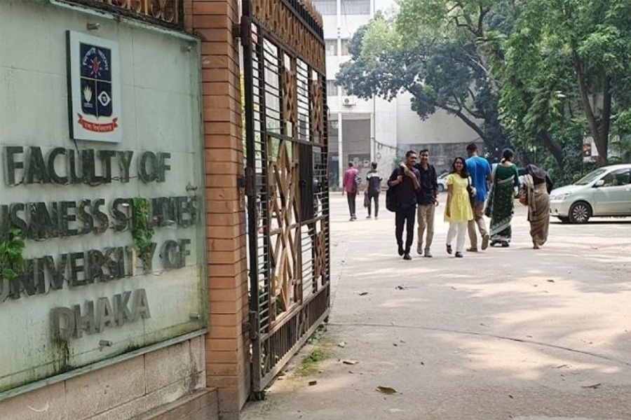 ঢাবির নতুন ভর্তি নীতিতে বিপাকে পরিসংখ্যান পড়ুয়া শিক্ষার্থীরা