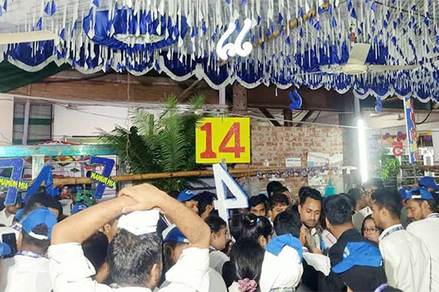 ঢাকা বারে বিএনপি-জামায়াতের ভোটের লড়াই শুরু