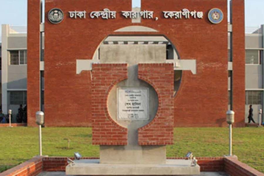 ঈদে ৭৫ হাজার বন্দীর জন্য পোলাও মাংস পায়েস