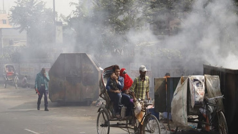 ঢাকায় বাড়ছে বায়ুদূষণ, বাতাস অস্বাস্থ্যকর পর্যায়ে