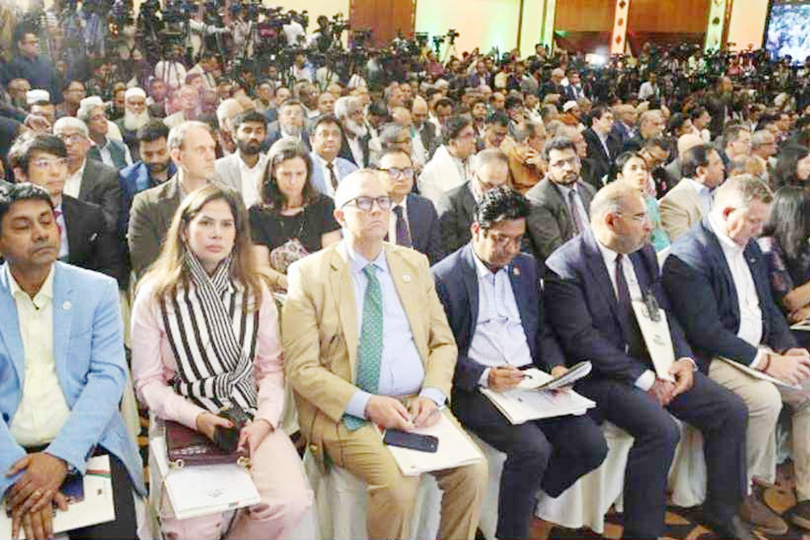 বিএনপির ইশতেহার ঘোষণায় ৩৮ দেশের কূটনীতিকদের উপস্থিতি