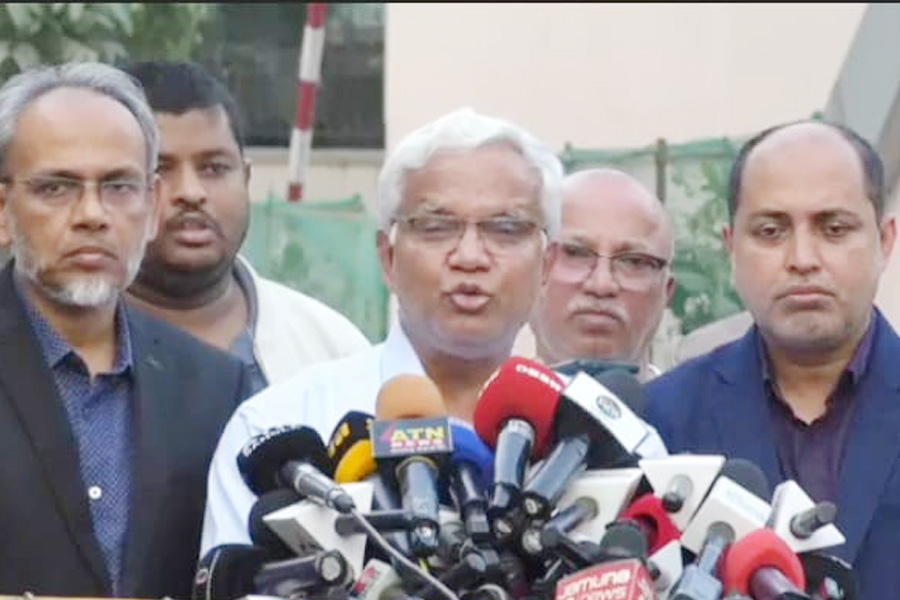 মেডিকেল বোর্ডের সিদ্ধান্তেই নির্ভর করছে খালেদা জিয়ার বিদেশ যাত্রা