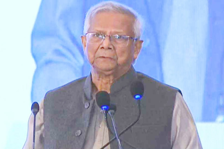 এম হাফিজ উদ্দিন খানের মৃত্যুতে প্রধান উপদেষ্টার গভীর শোক