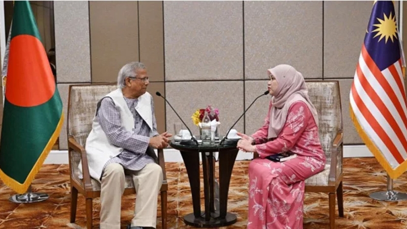 প্রধান উপদেষ্টার সঙ্গে মালয়েশিয়ার শিক্ষামন্ত্রীর সৌজন্য সাক্ষাৎ