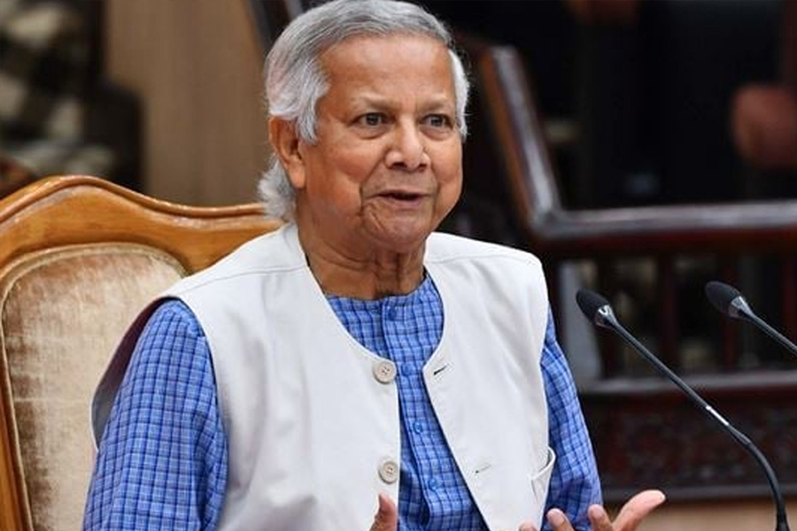 নারী ফুটসাল দলের সাফল্যে প্রধান উপদেষ্টার অভিনন্দন